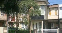 Di sewakan atau dijual rumah serpong